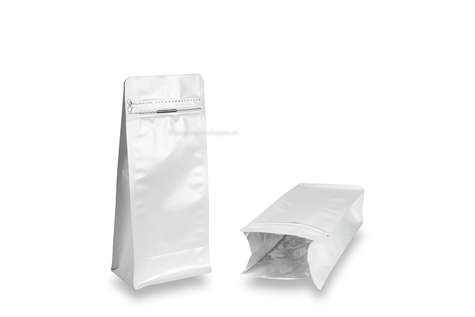 Sachets stand-up à fond plat - blanc, 1000 ml / 500 grammes café moulu